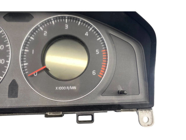 Панель приборов 30786053AA, 8603411 Volvo V70