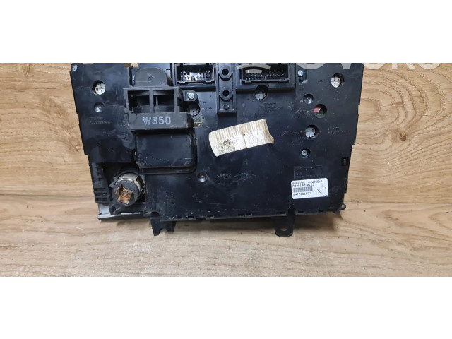 Блок управления климат-контролем 8682734   Volvo XC90