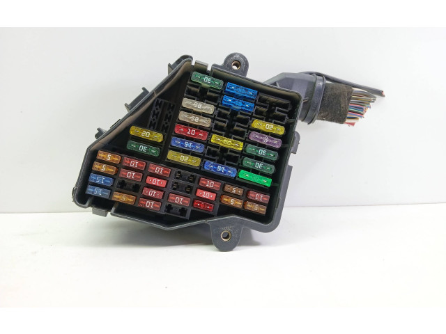 Блок предохранителей Audi A6 S6 C5 4B