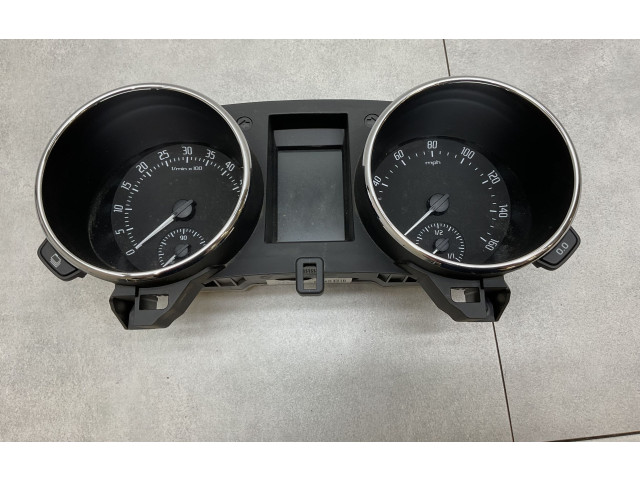Панель приборов 5L0920940K   Skoda Yeti (5L)       