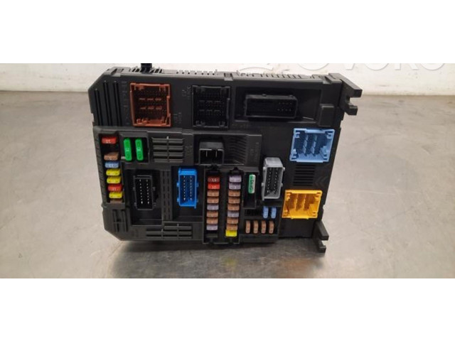 Pojistková skříňka 9832880280 Peugeot 208 2020