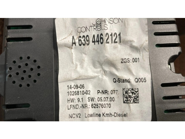 Přístrojová deska Mercedes-Benz Vito Viano W639 2006 6394462121