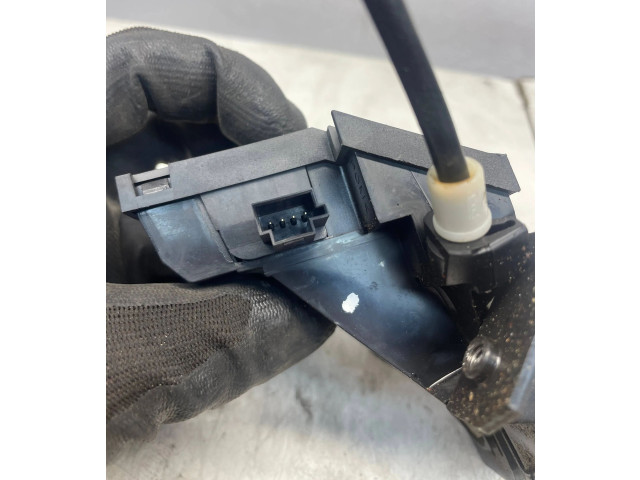 Zámek zadních dveří A1717500085, A1737500185 Mercedes-Benz E W211 2003