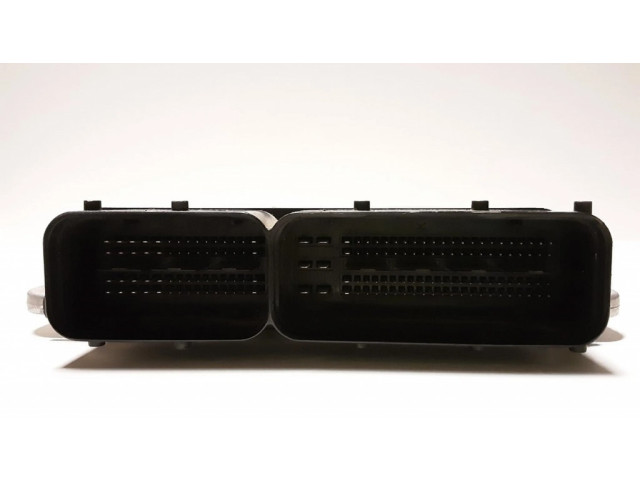 Блок управления двигателя 55578704, 0281017587   Opel Meriva B