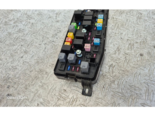 Pojistková skříňka 95202894 Opel Antara 2012