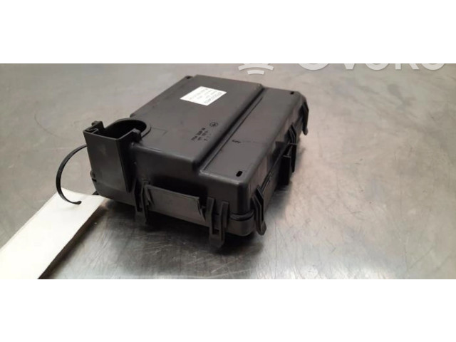 Блок предохранителей  670030469   Maserati Ghibli    