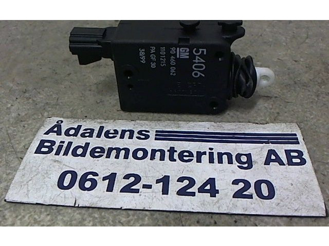 Zámek zadních dveří 90-460-062, 110-1215   Opel Zafira A 2000