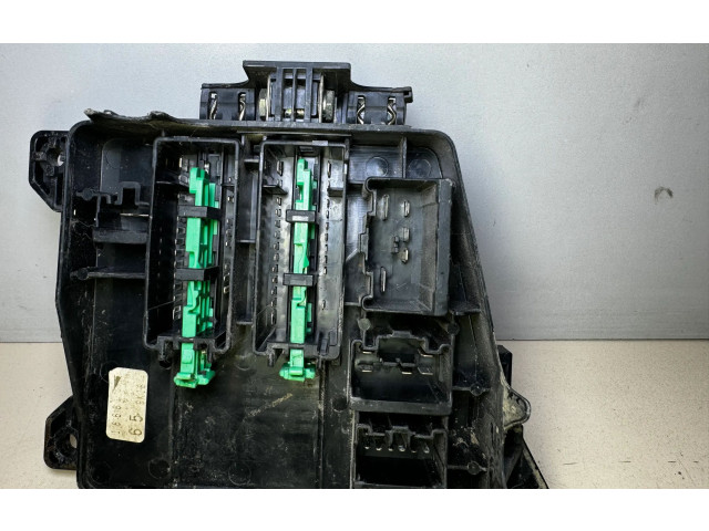 Pojistková skříňka 9K18, 659K18 Mazda 626 2000