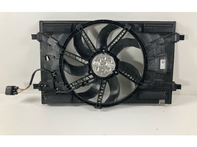 Вентилятор радиатора 5Q0121203DR Audi A3 S3 8V
