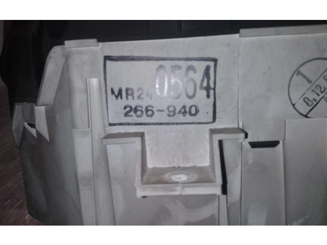 Панель приборов MR240564 Mitsubishi Space Wagon