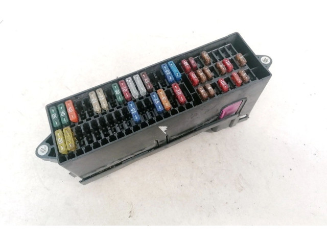 Блок предохранителей  1T1970015, 1T1970050   Volkswagen Touran I    