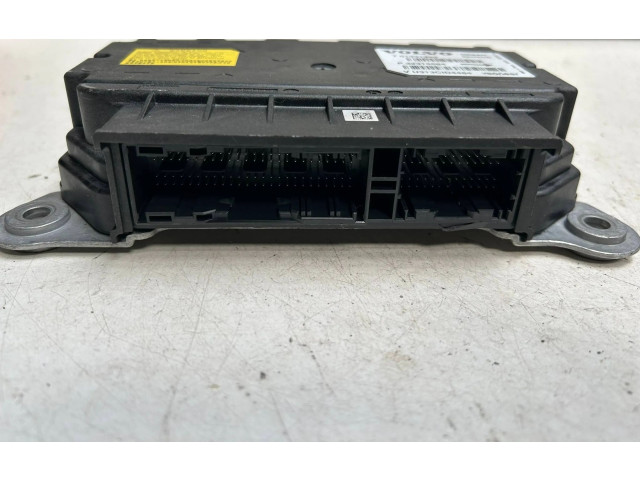 Блок подушек безопасности 32315584, U313C1D4484   Volvo XC60