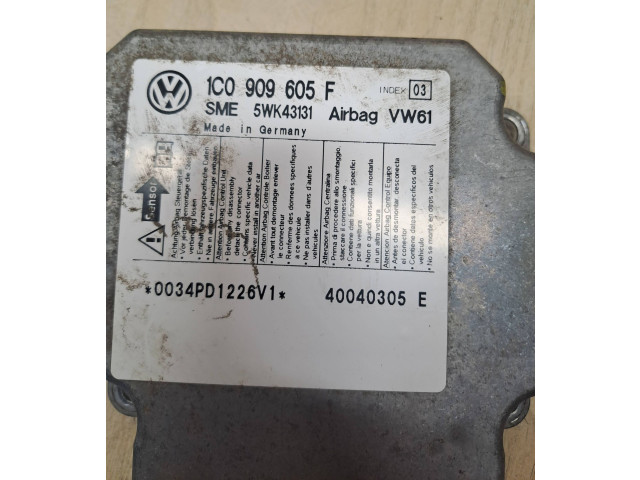 Блок подушек безопасности 1C0909605F, 5WK43131 Skoda Superb B5 (3U)