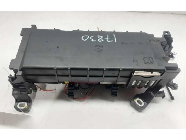 Блок предохранителей A2465402614 Mercedes-Benz A W176