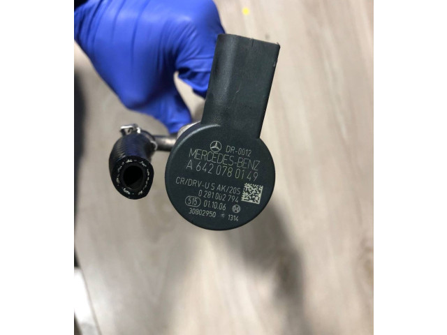 Топливная рампа A6290700795, 0632900288   Mercedes-Benz ML W164  