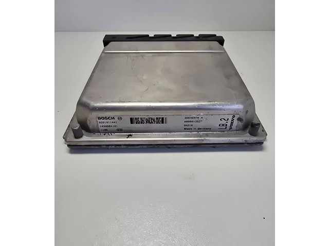 Блок управления двигателя 30646978   Volvo V70