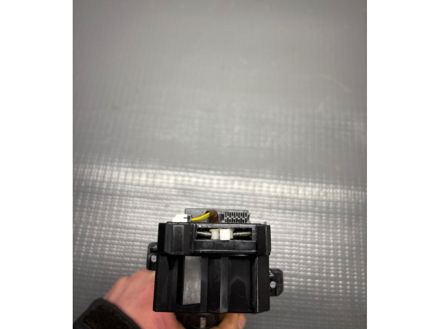 Ручка стеклоочистителей 17D770 Volvo C30