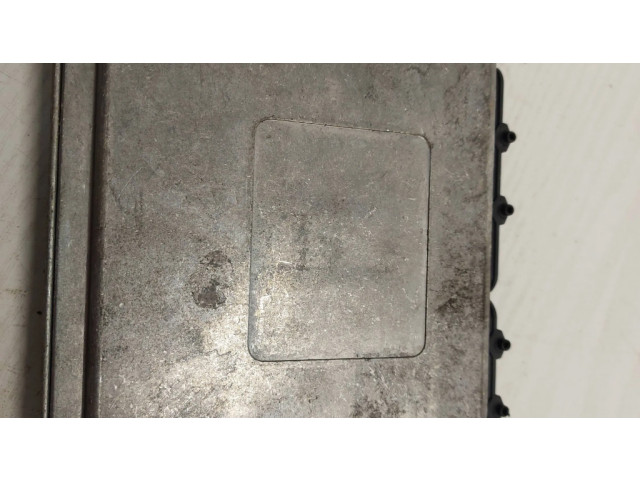 Блок управления двигателя 032906014F, 4FLF393A Skoda Octavia Mk1 (1U)