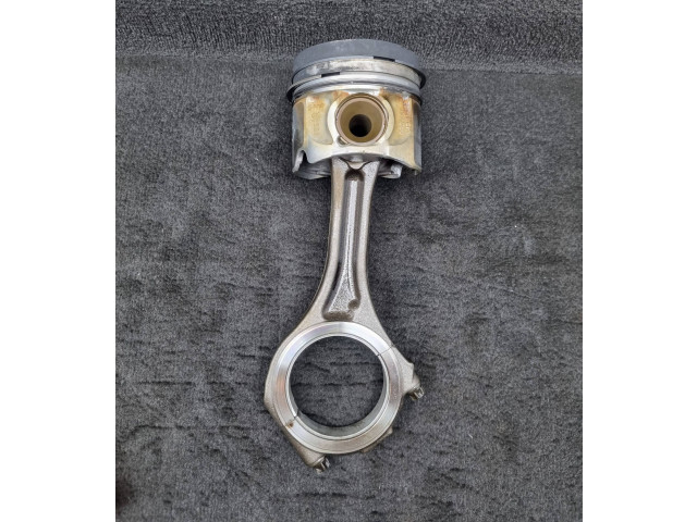 Píst 057107065CA, 057198401C   Audi Q7 4L     