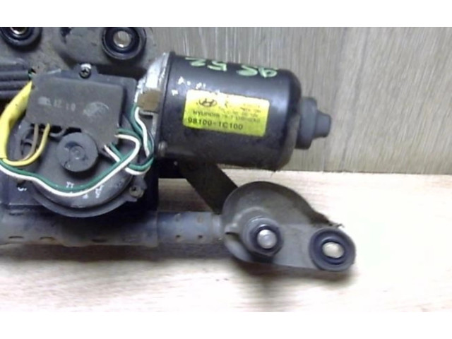 Двигатель стеклоочистителей