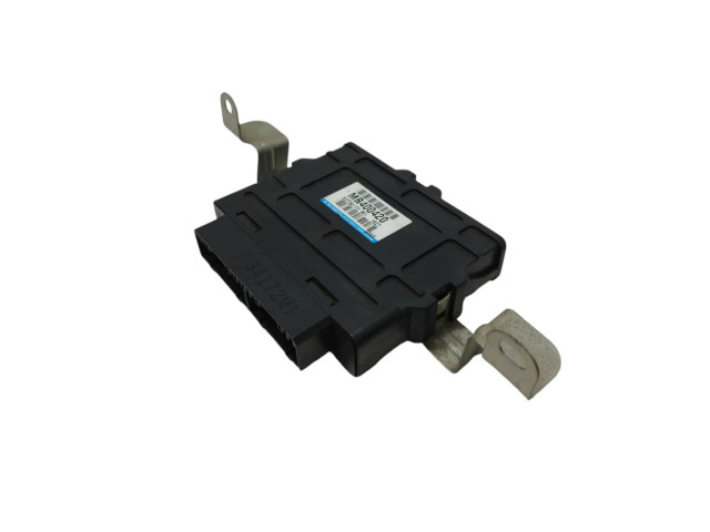 Блок управления АБС MR400420, X2T34172   Mitsubishi Pajero