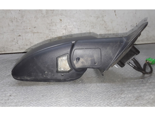 Зеркало электрическое        Volvo V70  2000 - 2004 года   