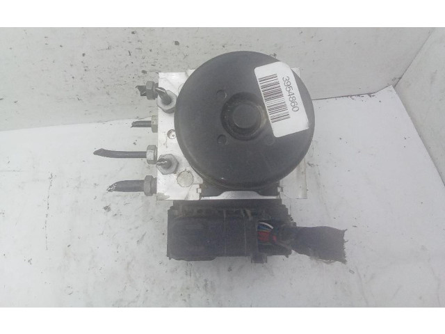 Блок управления АБС D4204T8   Volvo V60