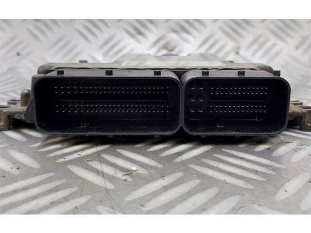 Блок управления двигателем Блок управления 32255068 Volvo XC40