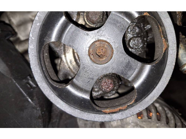 Насос усилителя руля Mitsubishi Grandis