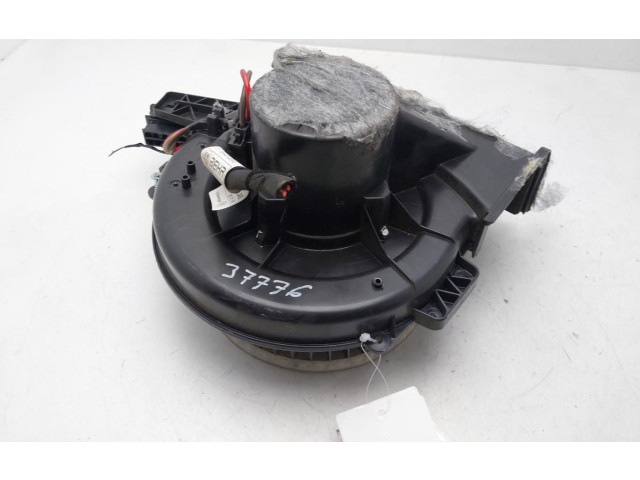 Вентилятор печки 6R1819015 Skoda Fabia Mk3 (NJ)