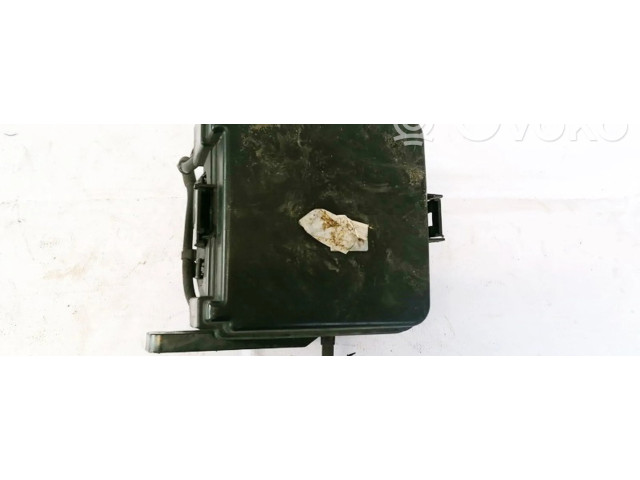 Блок предохранителей ED20100304 KIA Ceed