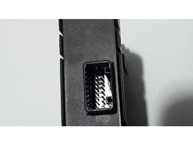 Блок управления 284Y66LA2A   Dacia Spring