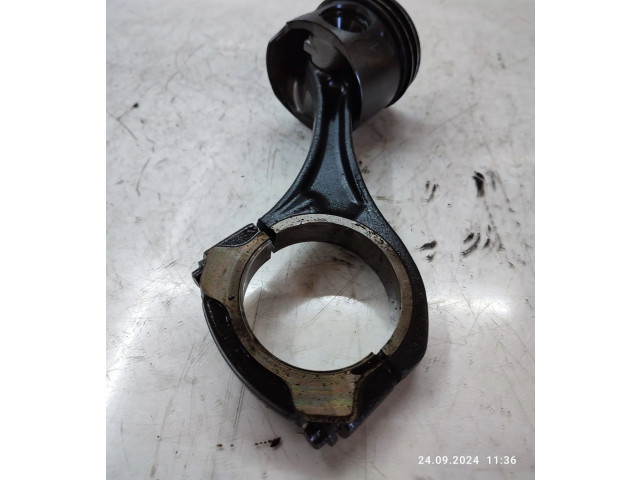 Píst Mercedes-Benz S W221 OM642