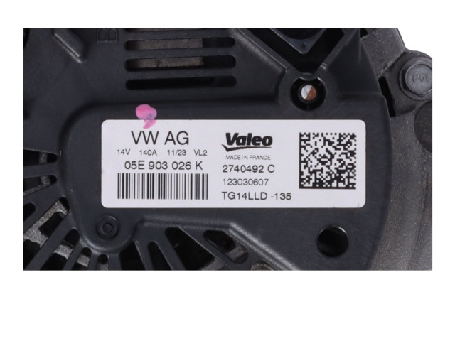 Генератор 05E903026K Audi Q3 F3