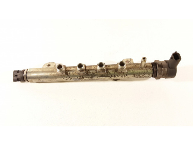 Магистральная трубка топлива