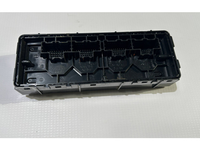 Блок управления 13591959 Chevrolet Camaro