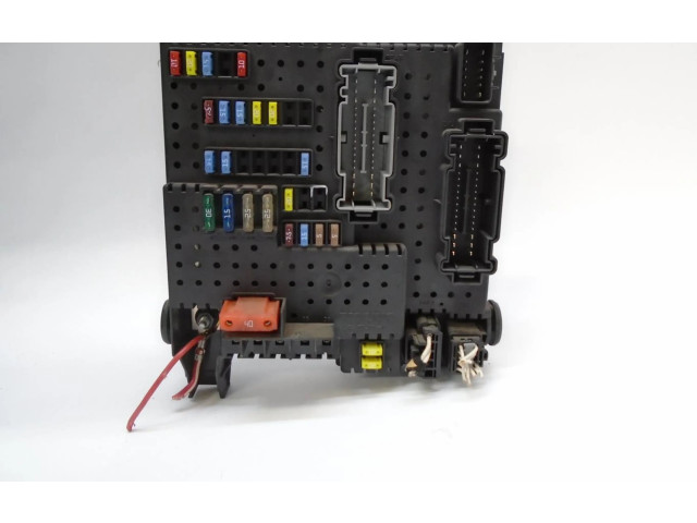 Блок предохранителей 8676391, 8676391   Volvo XC90    