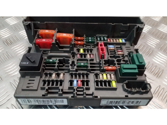 Pojistková skříňka 9119446 BMW 1 E81 E87 2009