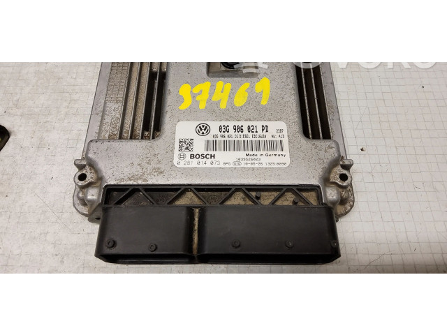 Řídící jednotka 03G906021PD, 0281014073   Volkswagen Caddy 2010