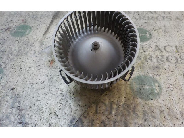 Вентилятор печки BBP261B10, 8727000860 Mazda 3 II