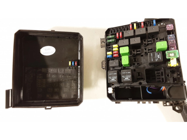 Блок предохранителей PR06102000, 8565A024 Citroen C-Crosser