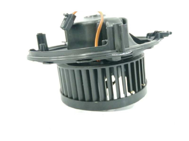 Вентилятор печки 3Q1819021 Volkswagen Touran III