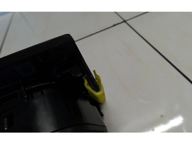 Блок управления климат-контролем 98224344YX   Opel Grandland X