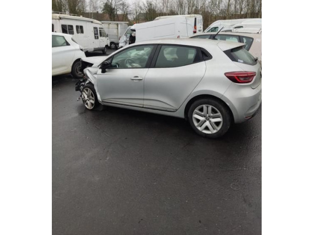 Генератор 231003676R Renault Clio V