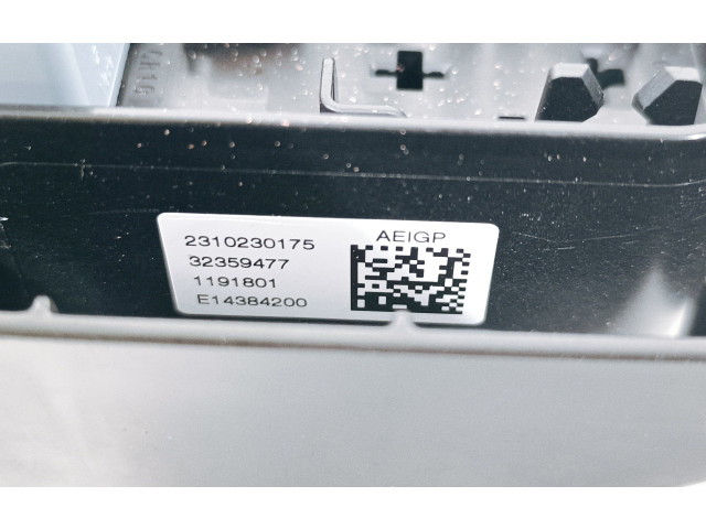 Блок предохранителей 32359477, 32359477 Volvo XC40