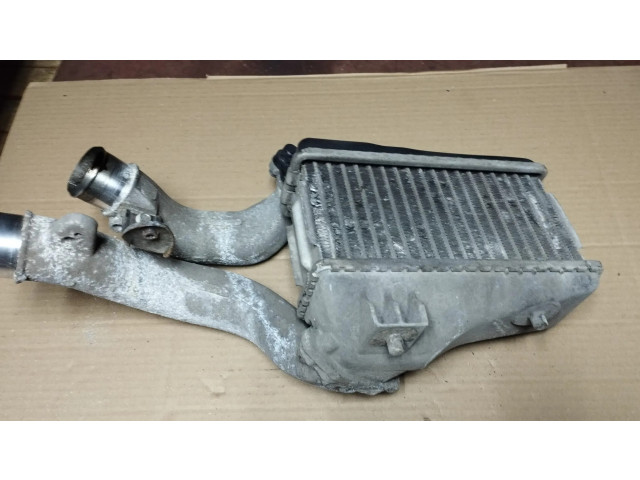 Интеркулер     Honda Civic IX 2.2