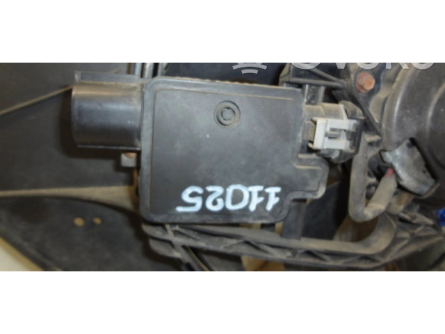 Вентилятор радиатора     6G918C607SC, 6G91-8C607-SC    Volvo V70 