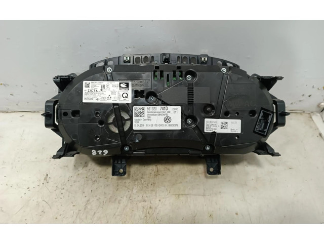 Панель приборов 5G1920741D   Volkswagen Golf VII       