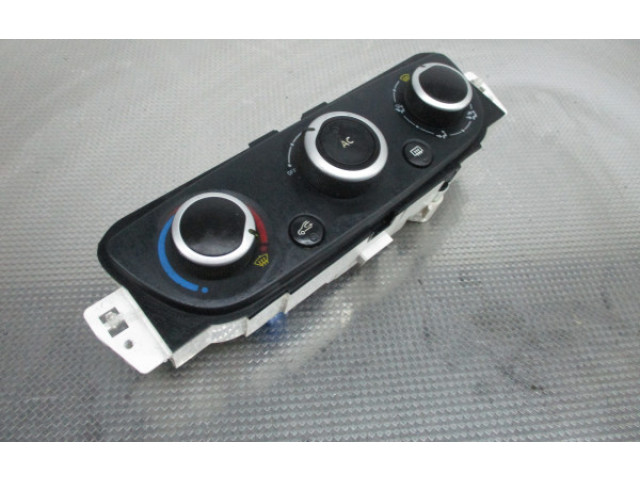 Блок управления климат-контролем    Renault Scenic III   Grand scenic III