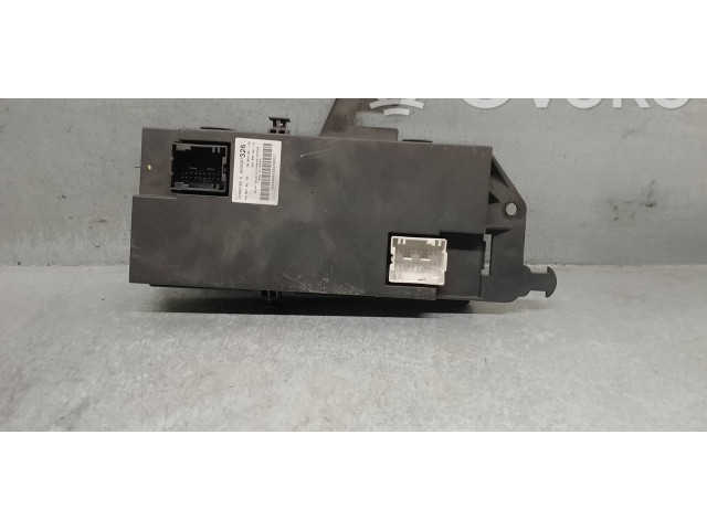 Блок управления 8200367326   Opel Combo C